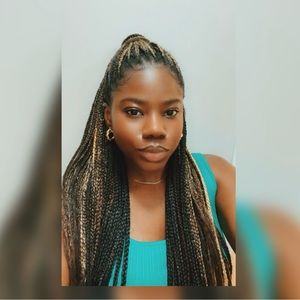 Meet your Posher, Taniel